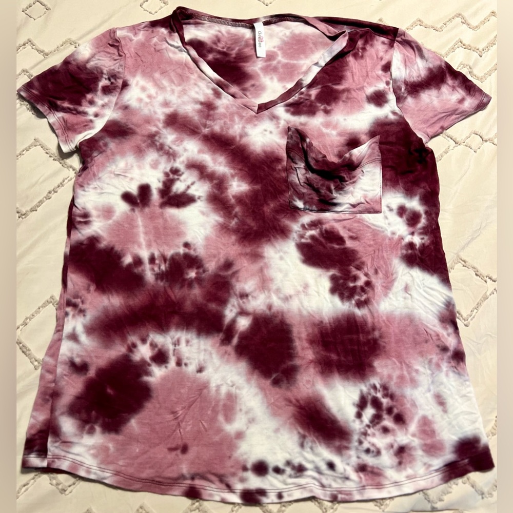 Boutique Tee- GeeGee burgundy tiedye Size M